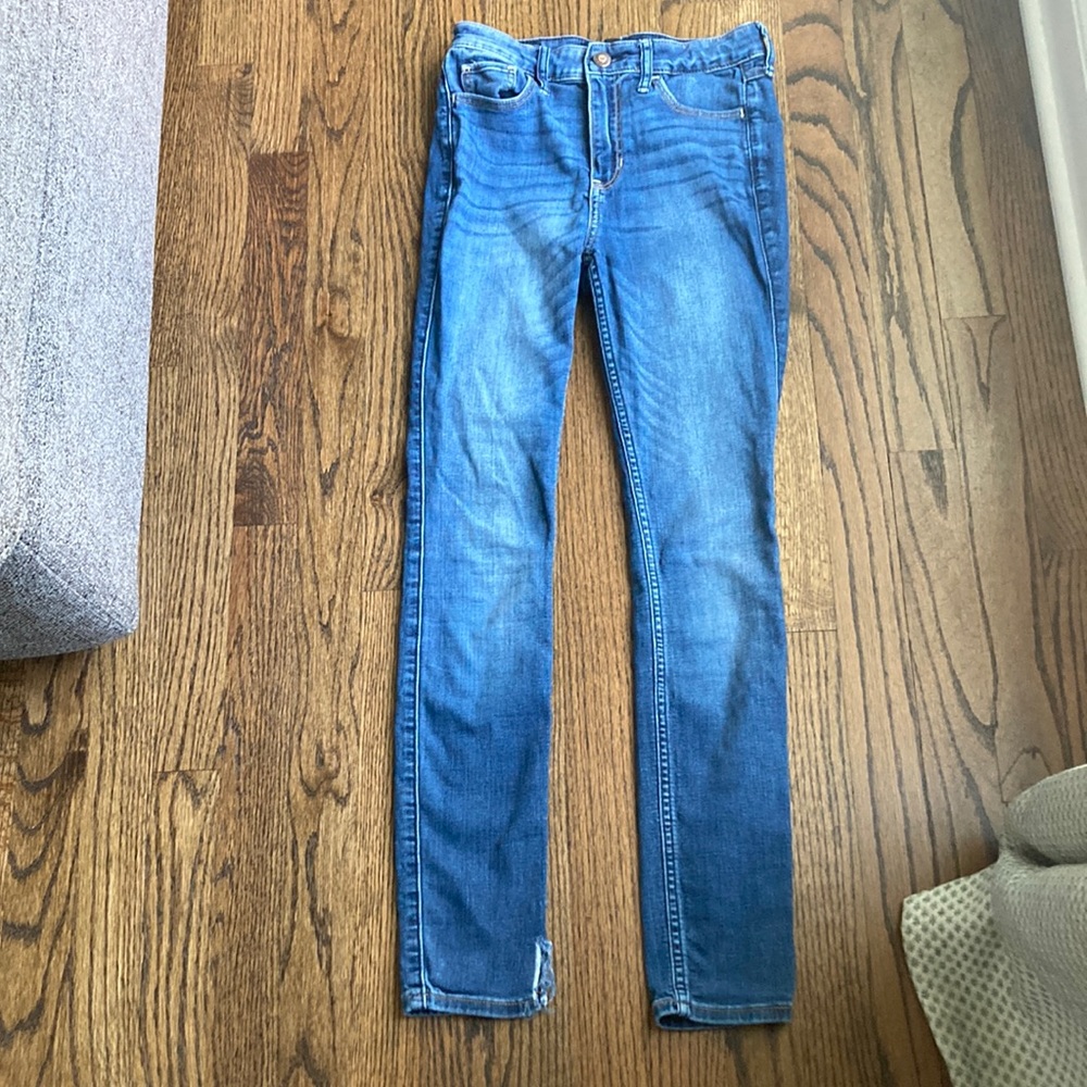 Hollister hi-rise super skinny jeans